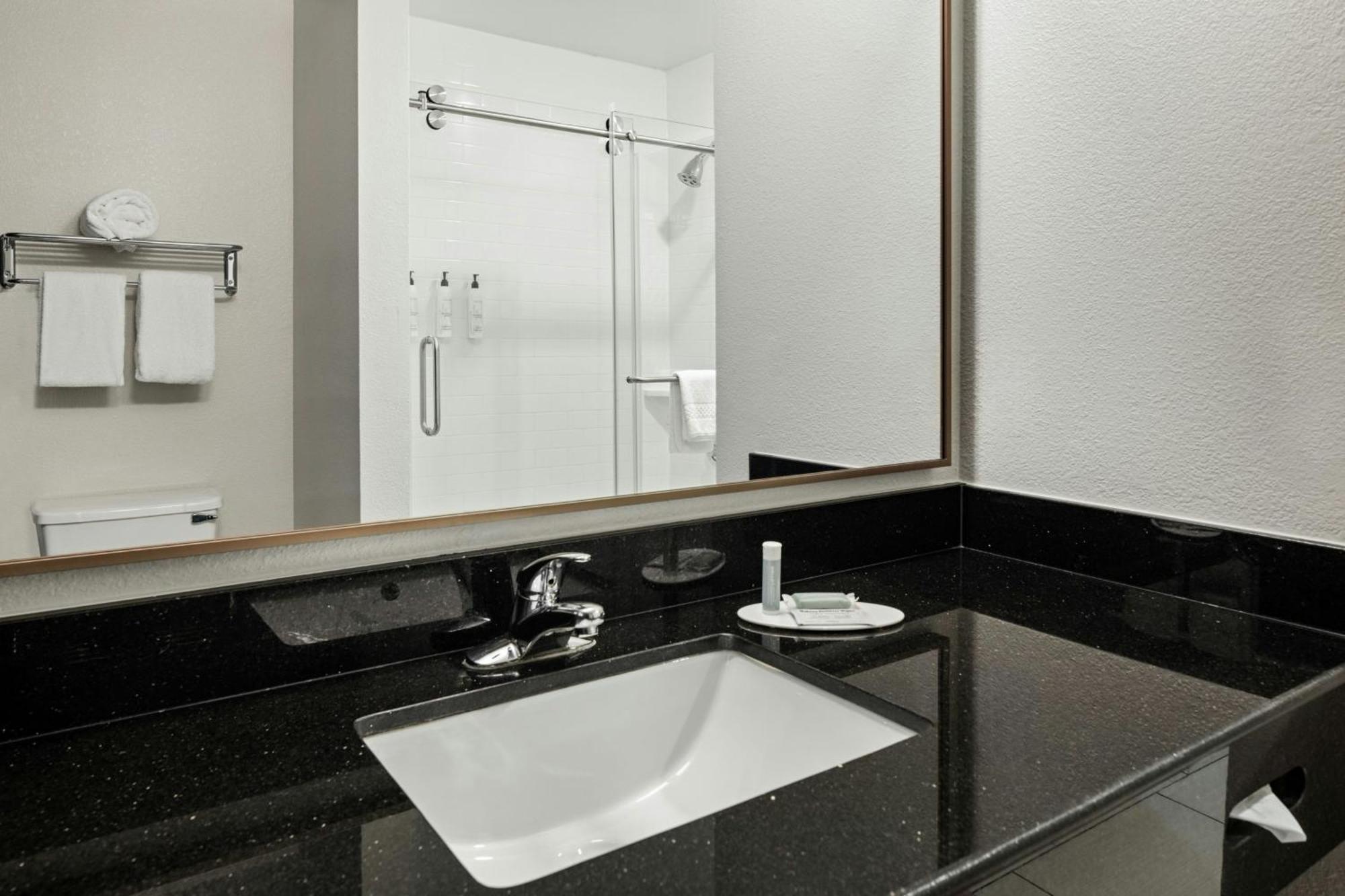 Fairfield Inn & Suites By Marriott Columbus East Reynoldsburg Exteriör bild